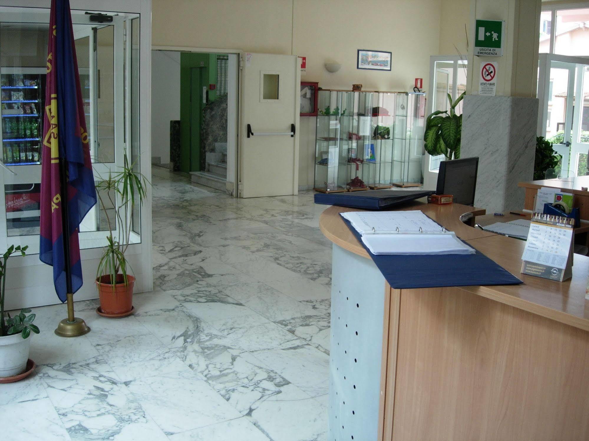 Foresteria Roma Esercito Della Salvezza المظهر الخارجي الصورة